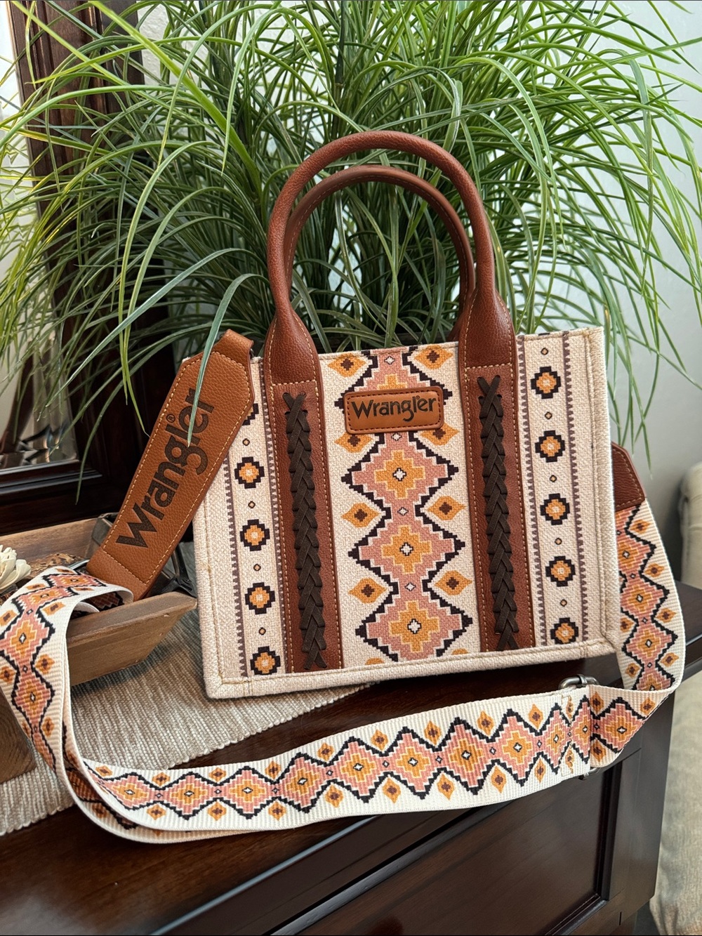 Wrangler Purse Tote NWOT